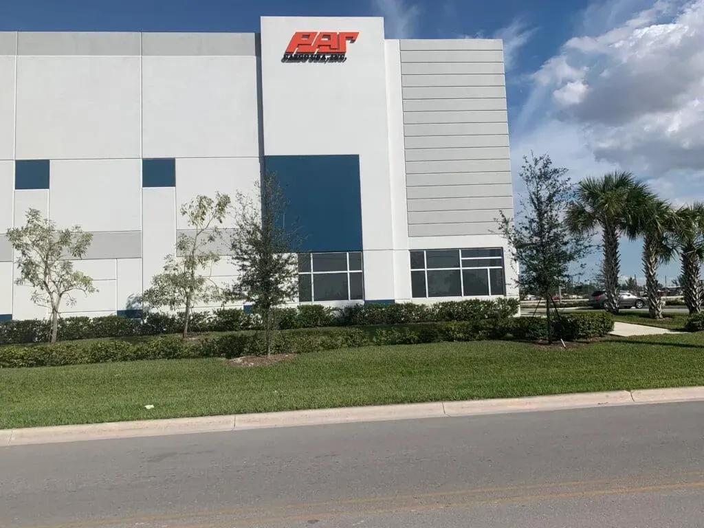 PVC Signs 1 PVC Building Signs MIami Outdoor commercial sign